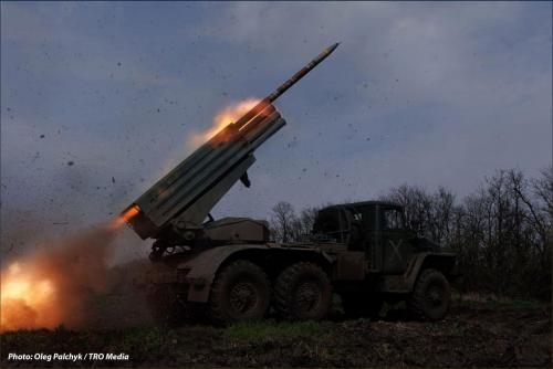 Розрахунок БМ-21 "Град".Завжди дає точний прогноз щодо "атмосферних" опадів на позиціях російських окупантів.Донеччина, 29 квітня 2023